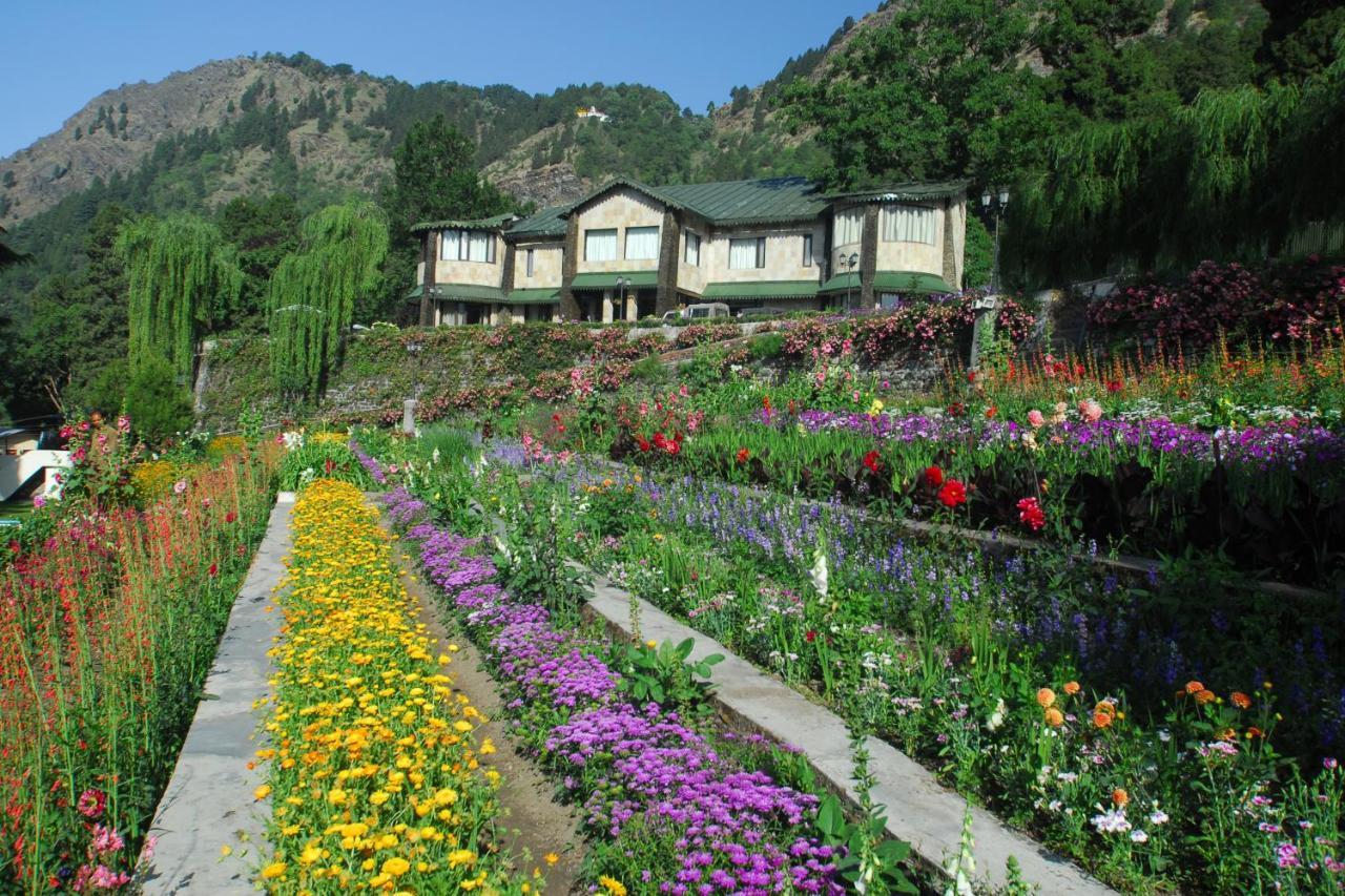 Shervani Hilltop Resort Nainital Buitenkant foto